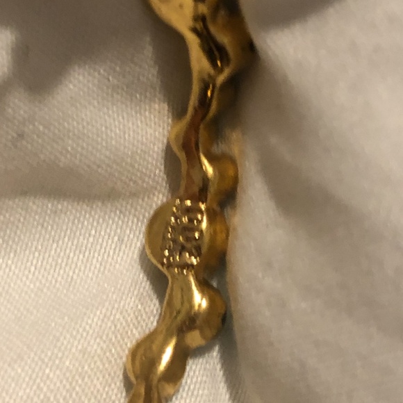 10021 Kara Ross Gold & Blue Crystal Earrings - Picture 4 of 6